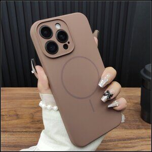 Matte Taupe MagSafe Case